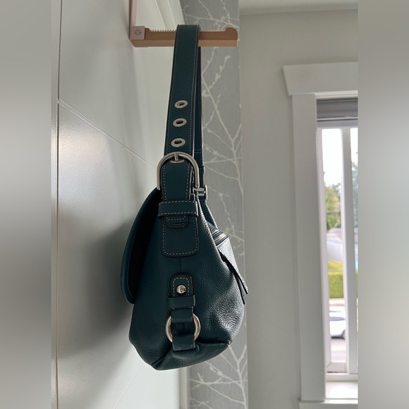 Coach Teal Leather Turn lock Flap Y2K😍😍😍 - Picture 3 of 16